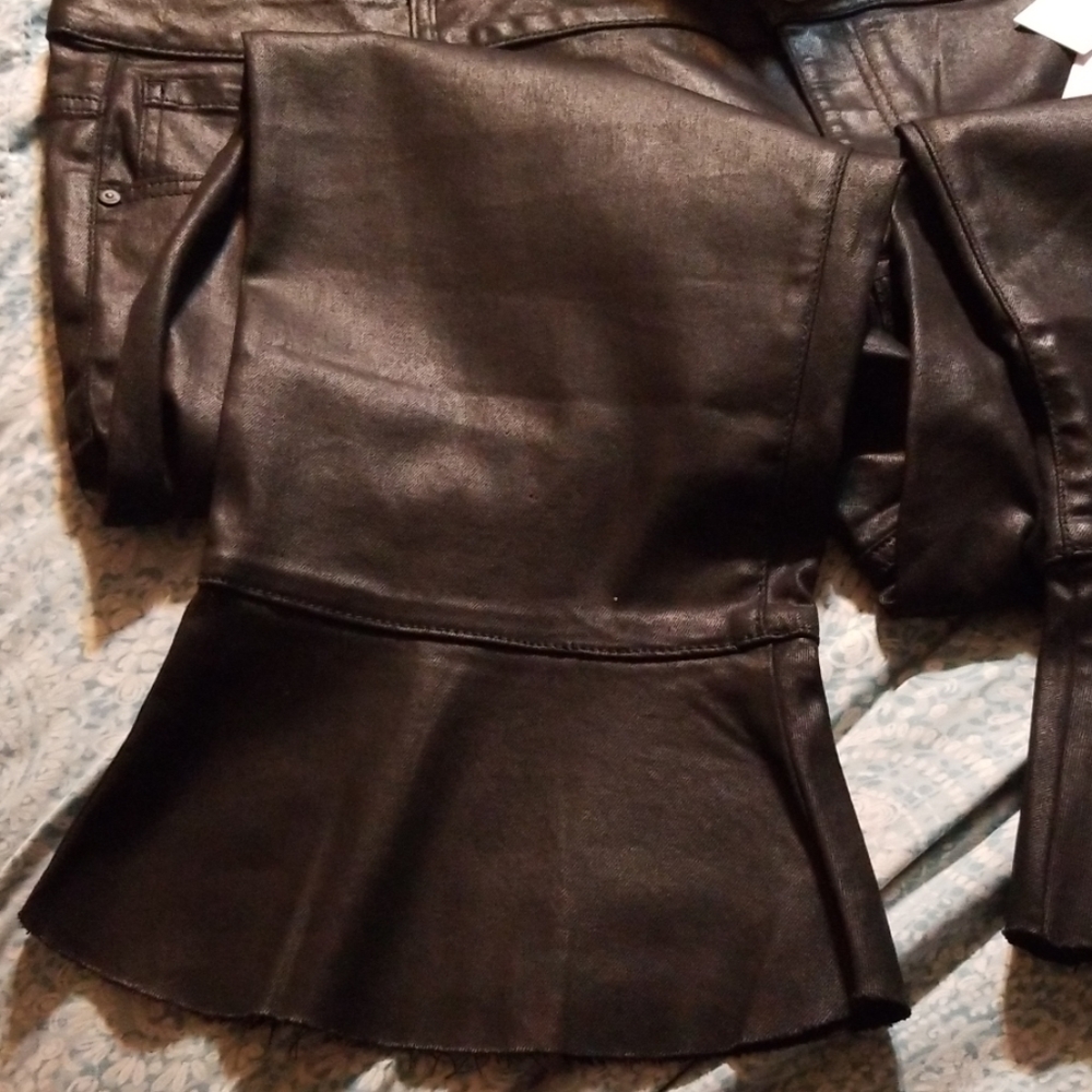 Mid Rise Black Skinny Jeans - Picture 3 of 6
